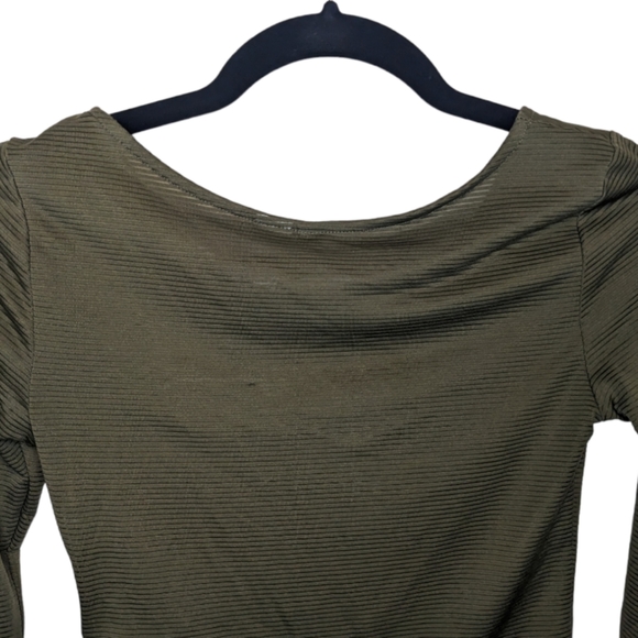 H&M Divided Olive Green Long Sleeve Crop Top 🌿✨ XS - Picture 7 of 8